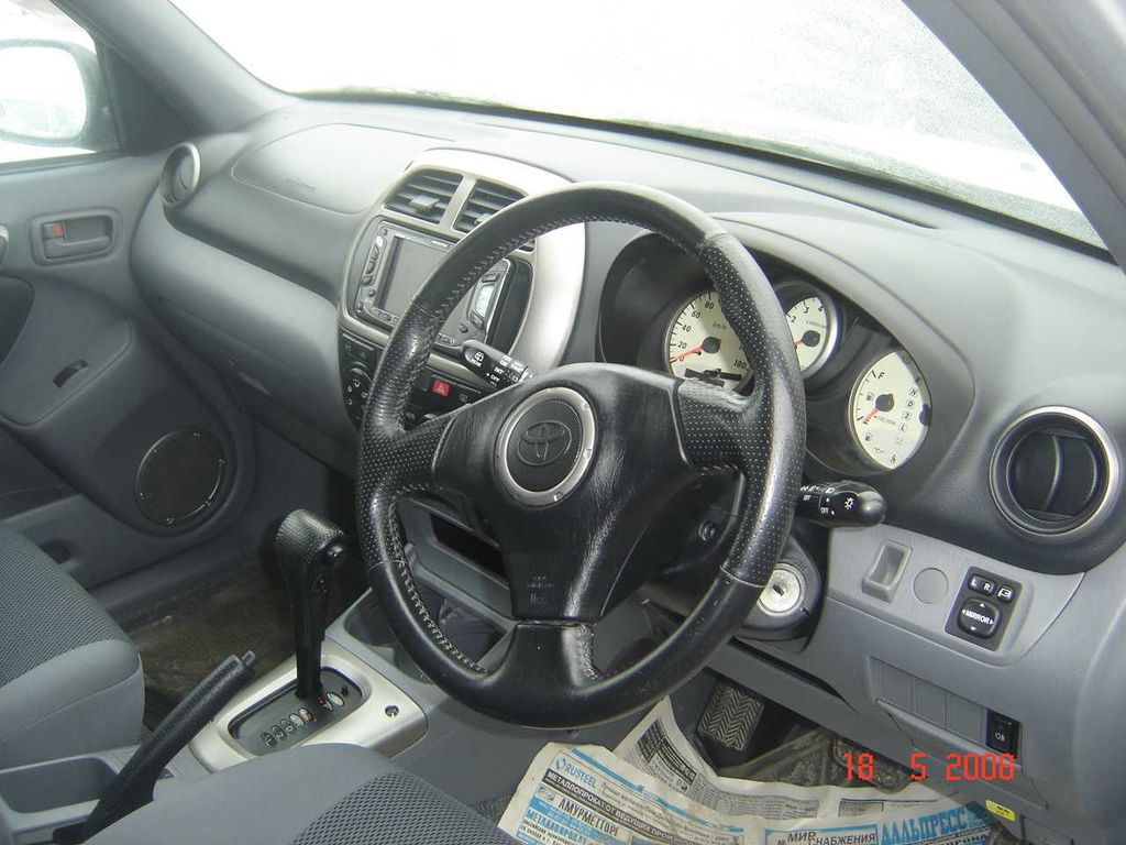 2000 Toyota RAV4