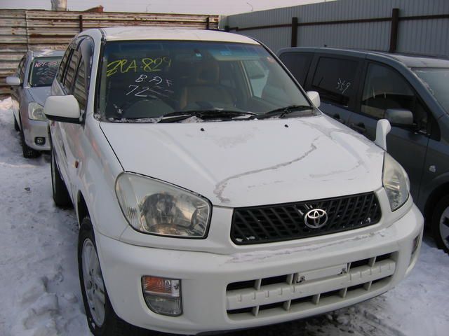 2001 Toyota RAV4