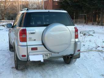 2001 Toyota RAV4 Pictures