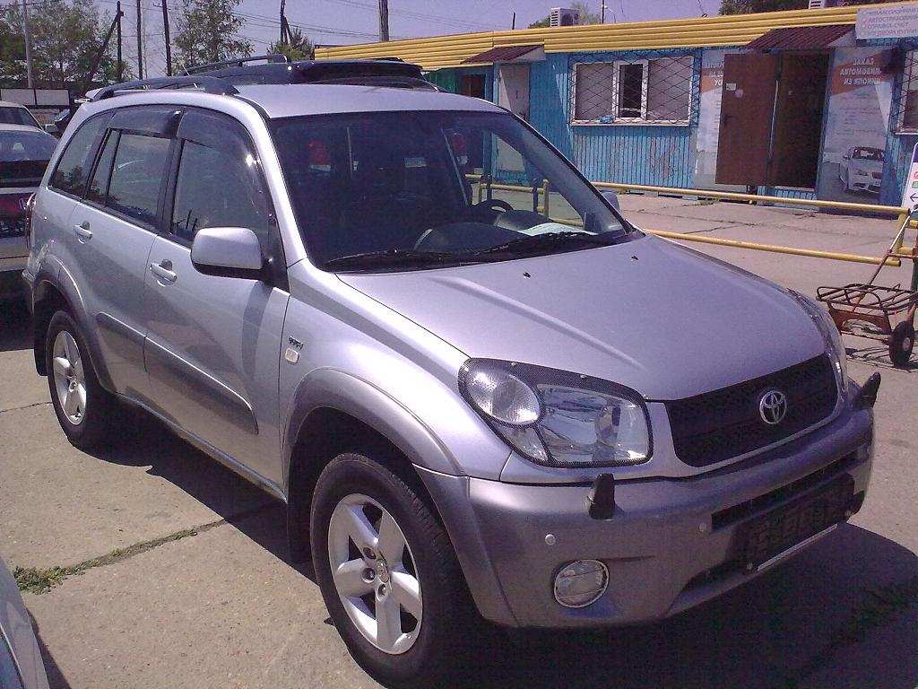 Toyota rav4 2004 года