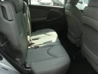 2010 Toyota RAV4 Images