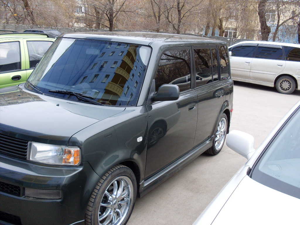 Тойота scion 2004