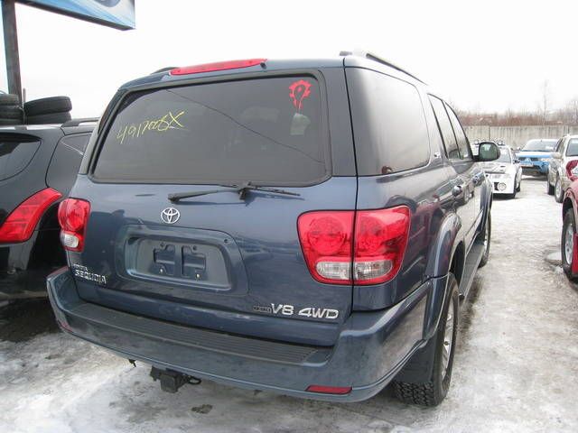 2004 Toyota Sequoia