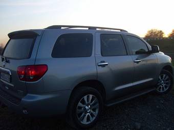 2008 Toyota Sequoia Pictures