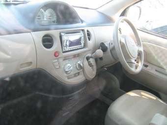2003 Toyota Sienta For Sale