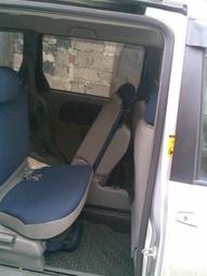 2003 Toyota Sienta Pictures