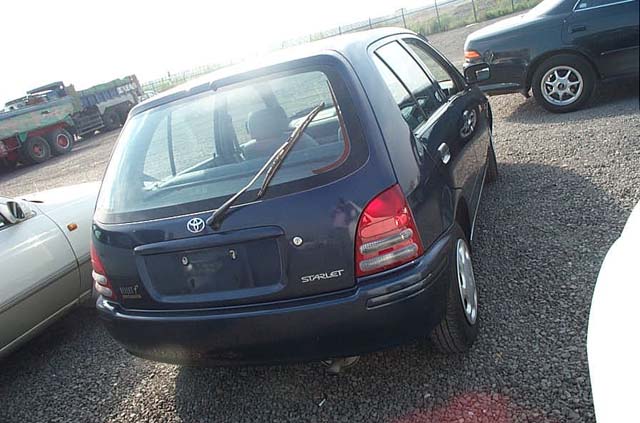 1999 Toyota Starlet Pictures
