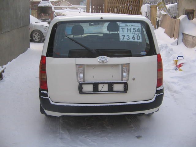 2002 Toyota Succeed