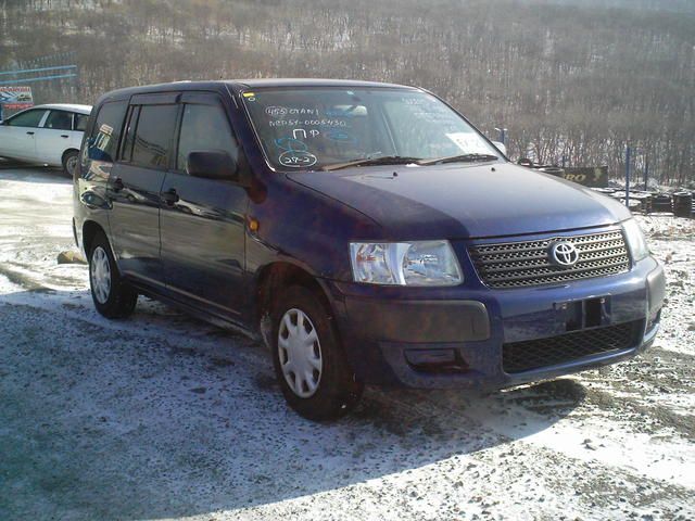 2003 Toyota Succeed