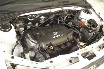 2003 Toyota Succeed Photos