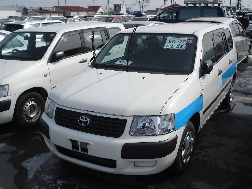 Toyota succeed 2003