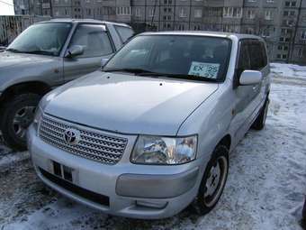 Toyota succeed 2004