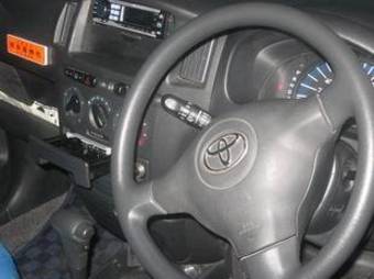 2004 Toyota Succeed Photos