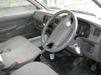 2004 Toyota Town Ace Pictures