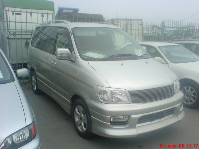 1999 Toyota Town Ace Noah