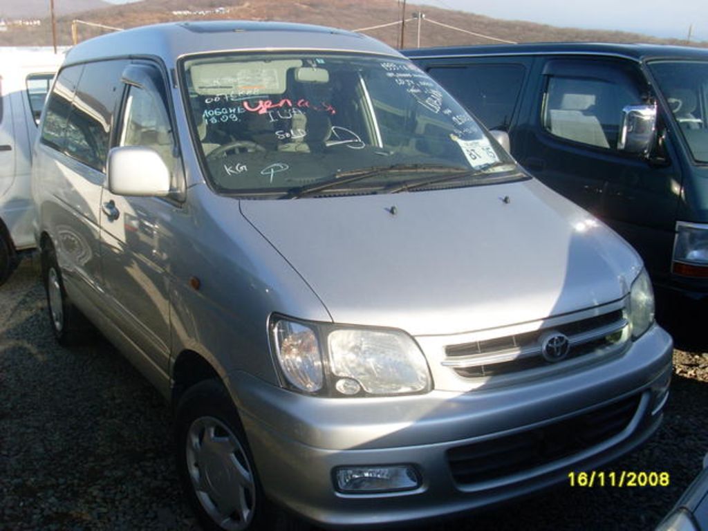 1999 Toyota Town Ace Noah