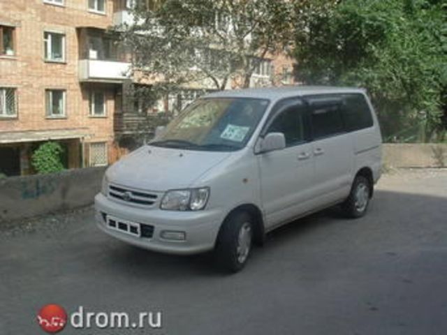 1999 Toyota Town Ace Noah