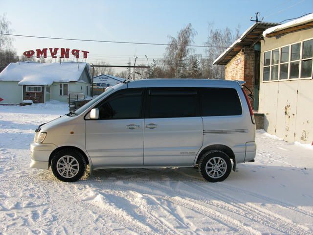 1999 Toyota Town Ace Noah