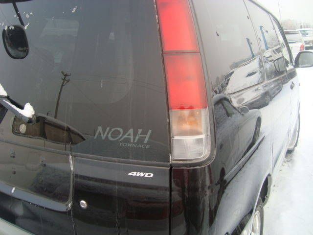 2000 Toyota Town Ace Noah