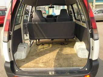 2004 Toyota Town Ace Van Pics