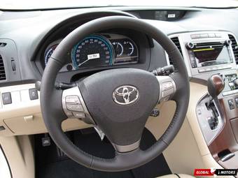 2012 Toyota Venza Images
