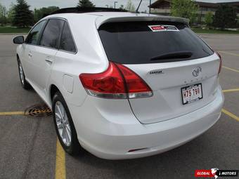 2012 Toyota Venza Pictures