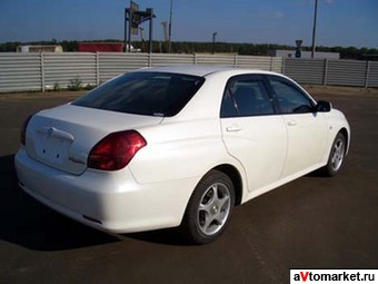 2001 Toyota Verossa Images