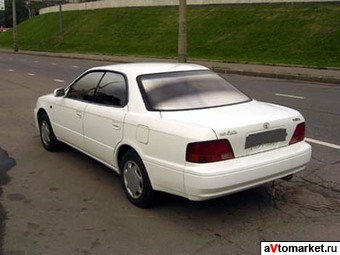 1995 Toyota Vista Images