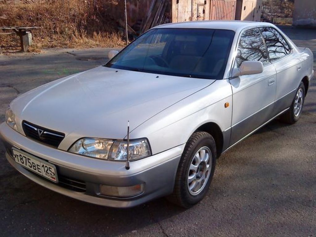 1996 Toyota Vista