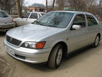 1999 Toyota Vista