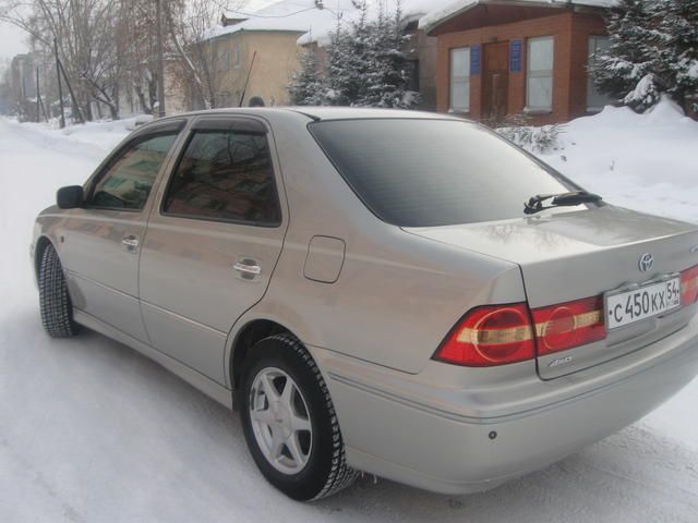 2001 Toyota Vista