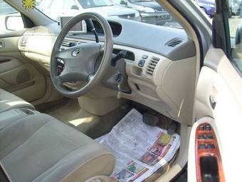 2002 Toyota Vista Pictures