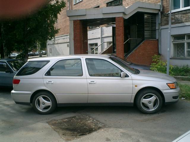 1999 Toyota Vista Ardeo