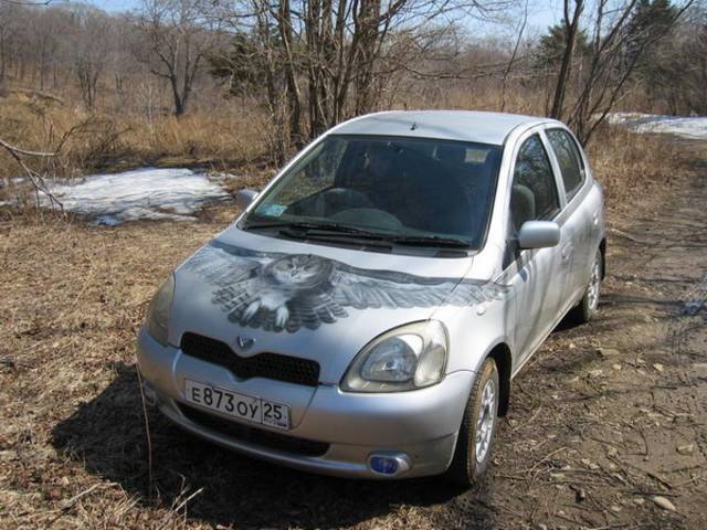 1999 Toyota Vitz