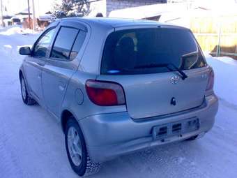 2001 Toyota Vitz Pictures