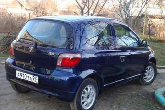 2001 Toyota Vitz Pictures