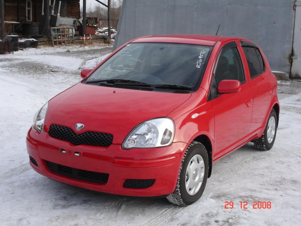 2004 Toyota Vitz