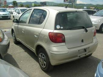 2004 Toyota Vitz Pictures