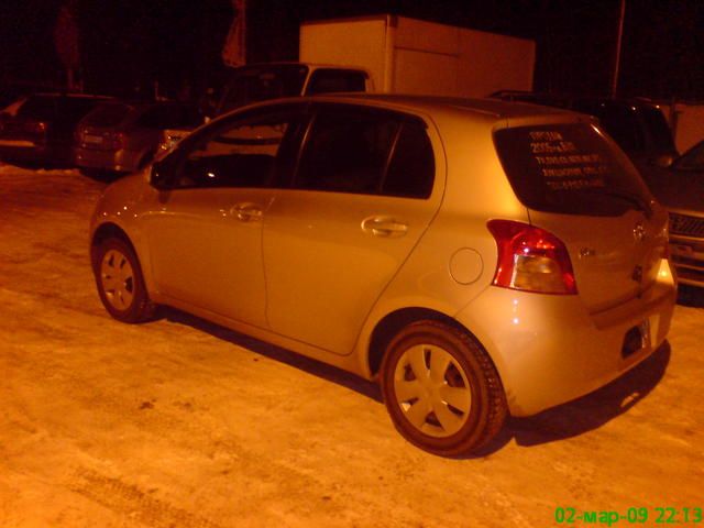 2005 Toyota Vitz