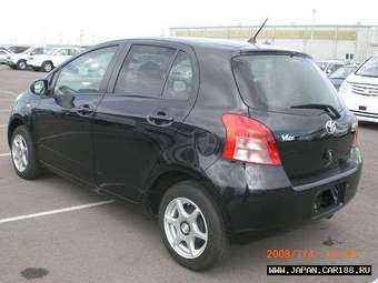 2005 Toyota Vitz Images