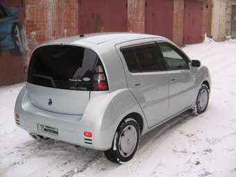 2003 Toyota WiLL Cypha Pictures
