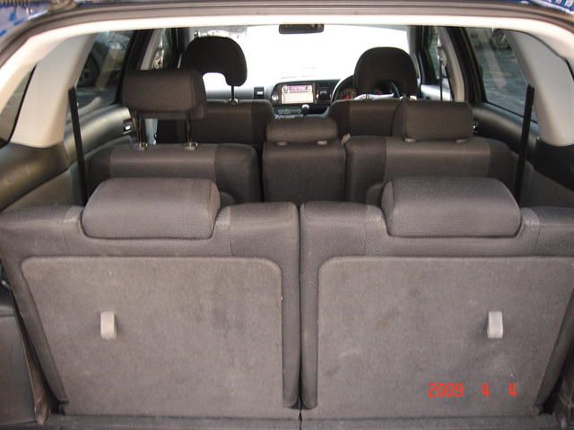 2004 Toyota Wish