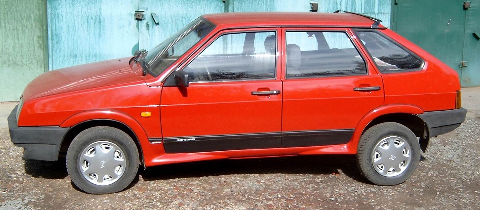 1995 VAZ 21093