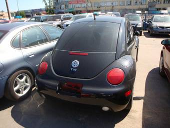 2003 Volkswagen Beetle Photos