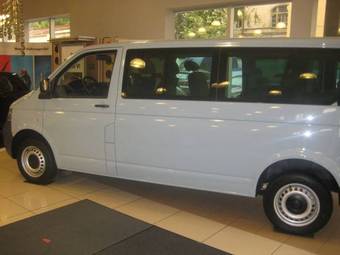 2009 Volkswagen Caravelle Photos