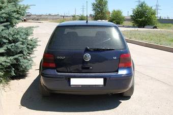 2000 Volkswagen Golf Pictures