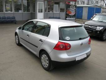 2004 Volkswagen Golf Photos