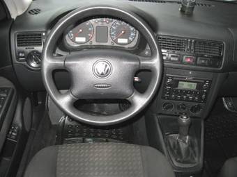 2003 Volkswagen Jetta Pictures