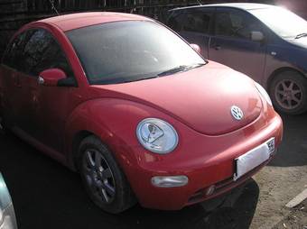 2004 Volkswagen New Beetle Pictures