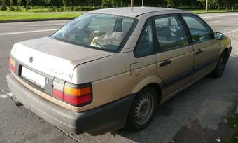 1988 Volkswagen Passat Photos